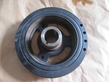 Pulley on shaft toyota yaris 2 1.4 d4d 2006 - 12, фото