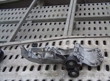 Bracket fasteners compressor tensioner sandero logan, фото