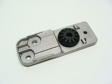 Opel astra j fasteners lower radiator 13337826 1310014, фото