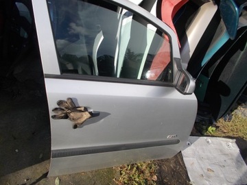 Дверь zafira b z157 правое переднее перед серебро, фото