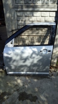 Suzuki swift mk6 5 doors left front door, фото