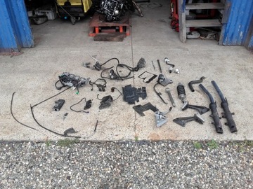 Yamaha fz6 2009 рік запчастини двигун, фото