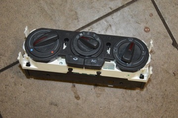 Seat ibiza 6j panel ventilation 6j0820045a, фото