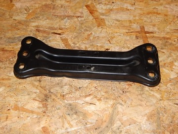 Mercedes e w207 bracket cushion boxes a2042421501, фото