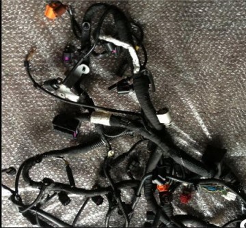 Audi q7 3.0 tfsi wiring motor 4l0971610ba, фото