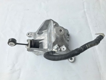 Audi a4 a5 8w 3.0 кронштейн опора двигателя 4m0199308at, фото
