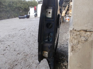 DVEŘE PRAVÉ PŘEDNÍ PRAVÝ VW T4 TRANSPORTER