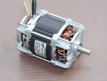 SILNIK BLDC 24V 150W 0,5Nm 2650rpm