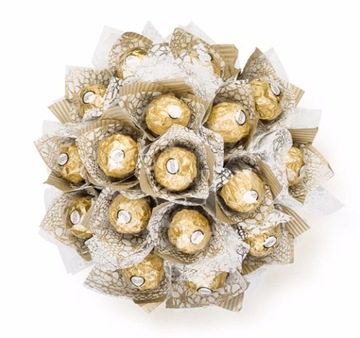 ПОДАРОК ​​НА ЖЕНСКИЙ ДЕНЬ сладкий букет Ferrero Rocher