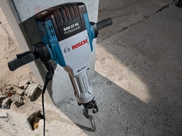 Отбойный молоток BOSCH GSH 27 VC