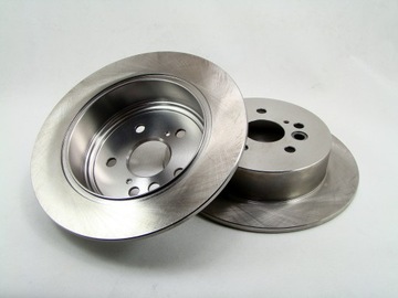 Tarcze x2 + klocki TYŁ TOYOTA RAV4 RAV 4 II 2000-05