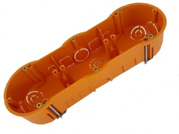 Puszka p/t podtynkowa 3x60 potrójna rigips gips