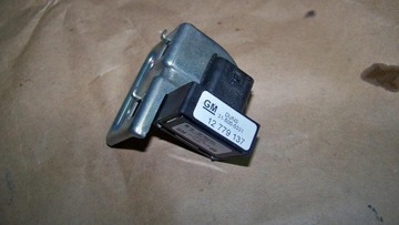 OPEL ASTRA J 4 10R SENSOR SENZOR 12779137