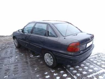 KOLEKTOR VÝFUKOVÝ OPEL ASTRA F I 1.7DTL 90467732