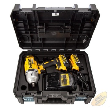 Аккумуляторный ударный ключ Dewalt DCF899P2 950N, 18 В, 5 Ач