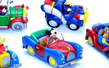 МАШИНА из фильма ТВ тачки аутко Disney Motorama cars