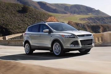 КРЕПЛЕНИЕ ТЯГИ ОПОРЫ КАПОТА KUGA MK2 ESCAPE 2012 г.