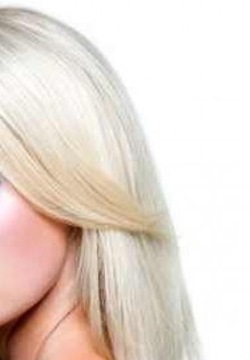 PERUKA DŁUGA PROSTA GĘSTA PLATYNOWY BLOND 70 cm