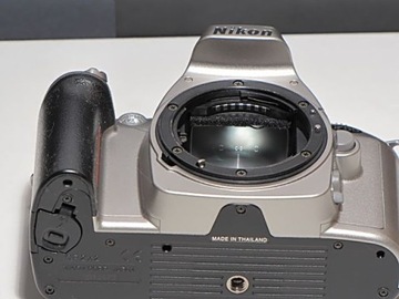 КАМЕРА Nikon F55 – КОРПУС