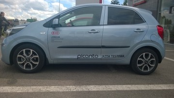 KIA PICANTO III с 2017 г.в. Боковые молдинги автомобиля