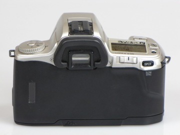 КАМЕРА MINOLTA DYNAX 404si - корпус