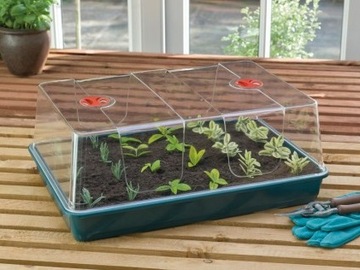 Propagator wentylowany 58x40,5x22,5 cm do sadzonek