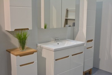 Зеркальный шкаф дуб Бали/белый, ширина 60 см.