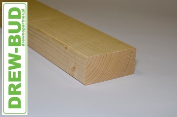 Строительная древесина C24, строганная и высушенная.