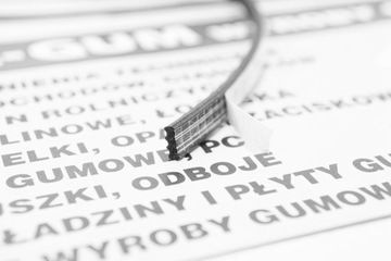 USZCZELKA z KLEJEM do OKIEN DRZWI SAMOPRZYLEPNA 8x