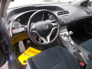 Honda Civic VIII Hatchback 3d 1.8 i-VTEC 140KM 2008 UFO - NISKI PRZEBIEG ! GAZ - FABRYCZNY LAKIER !!!, zdjęcie 9