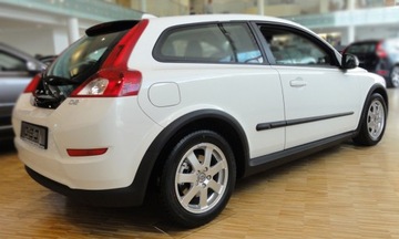 LIŠTA DVEŘNÍ BOČNÍ NA DVEŘE VOLVO C30