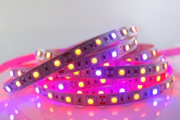 Taśma LED 5050 300 GROW wzrostu uprawy roślin 0.5m
