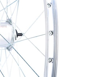 КОЛЕСО 28 ПЕРЕДНЯЯ Ступица динамо-машина Shimano 6V/3W Nexus, серебристый обод