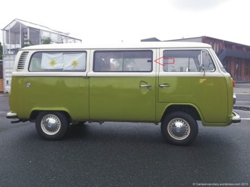 Сдвижное окно по центру слева VW Bus T2