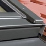 Мансардное окно ПВХ OptiLight TLP 94x118 + оклад RAL 7022