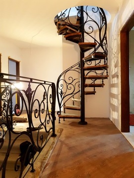 фото ориг. №8, Stairs curved internal forged balustrady forged