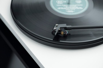 Фонокорректор Pro-Ject PRIMARY E Plug&Play, белый