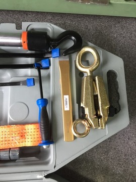 БУЛЬДОЗЕР DOCER КУЗОВНОЙ РЕМОНТ РАМА КОВШ ЩЕКОВЫЙ МОЛОТ НАСОС ЛОШАДЬ