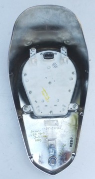 +. КОРПУС КРЫШКИ СТОЙКИ SUZUKI VZR 1800 INTRUDER