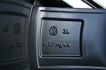 18 ORIGINÁLNÍ VW GOLF GTI GTD PASSAT CC JETTA TOURAN