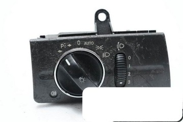 PRZELACZNIK SWIATEL MERCEDES W211 2115450304