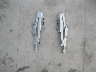 Audi a5 cabrio петля кришки задня правий 8f0827302a фото №1