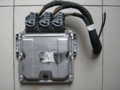 Бортовий комп'ютер renault scenic 1,9 dci 281010819 фото №1
