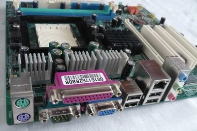MSI K8M890M2-V MS-7139 VGA PCI-E DDR s939