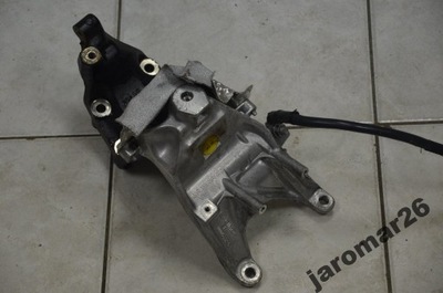 Audi a4 b9 2.0tdi кронштейн двигуна 4m0199308ad фото №1