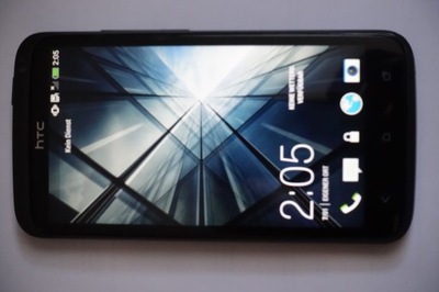 Smartfon HTC One X PJ46100 cały ładny