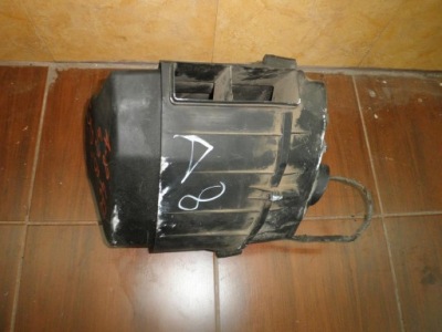 Корпус фильтра воздуха audi a8 4e0 4.2b фото №1