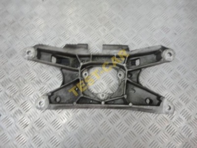 Audi rs5 подушка кронштейн коробки 8k0399263 фото №1