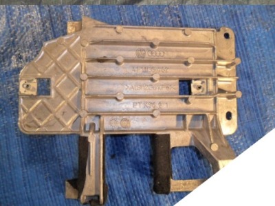 Audi a6 4f0 04-08 кронштейн 4f0035462 фото №1