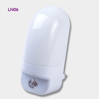 Lampka nocna LED z czujnikiem zmierzchu LN06